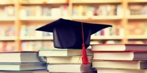 إعلان لطلبة ما بعد التدرج بخصوص عمليتي التسجيل و إعادة التسجيل للسنة الجامعية 2021/2020